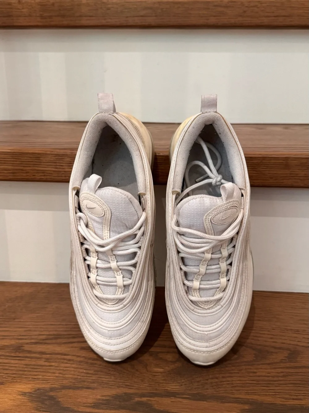 Nike Air Max 97 Low-Top Sneakers in Cream White - Picture 5 of 8